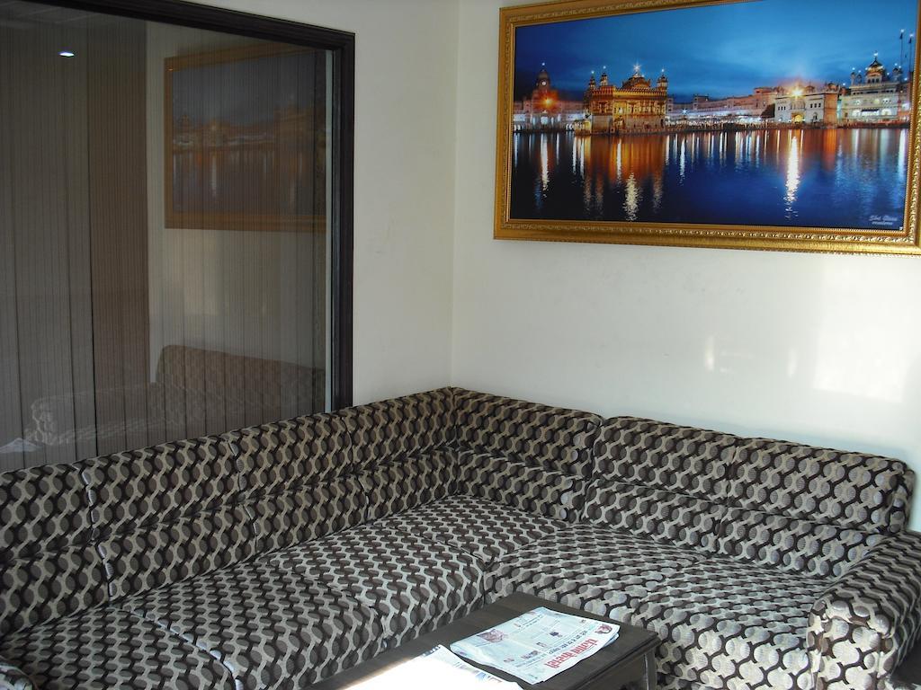 Hotel Gs Paradise Amritsar Exterior foto