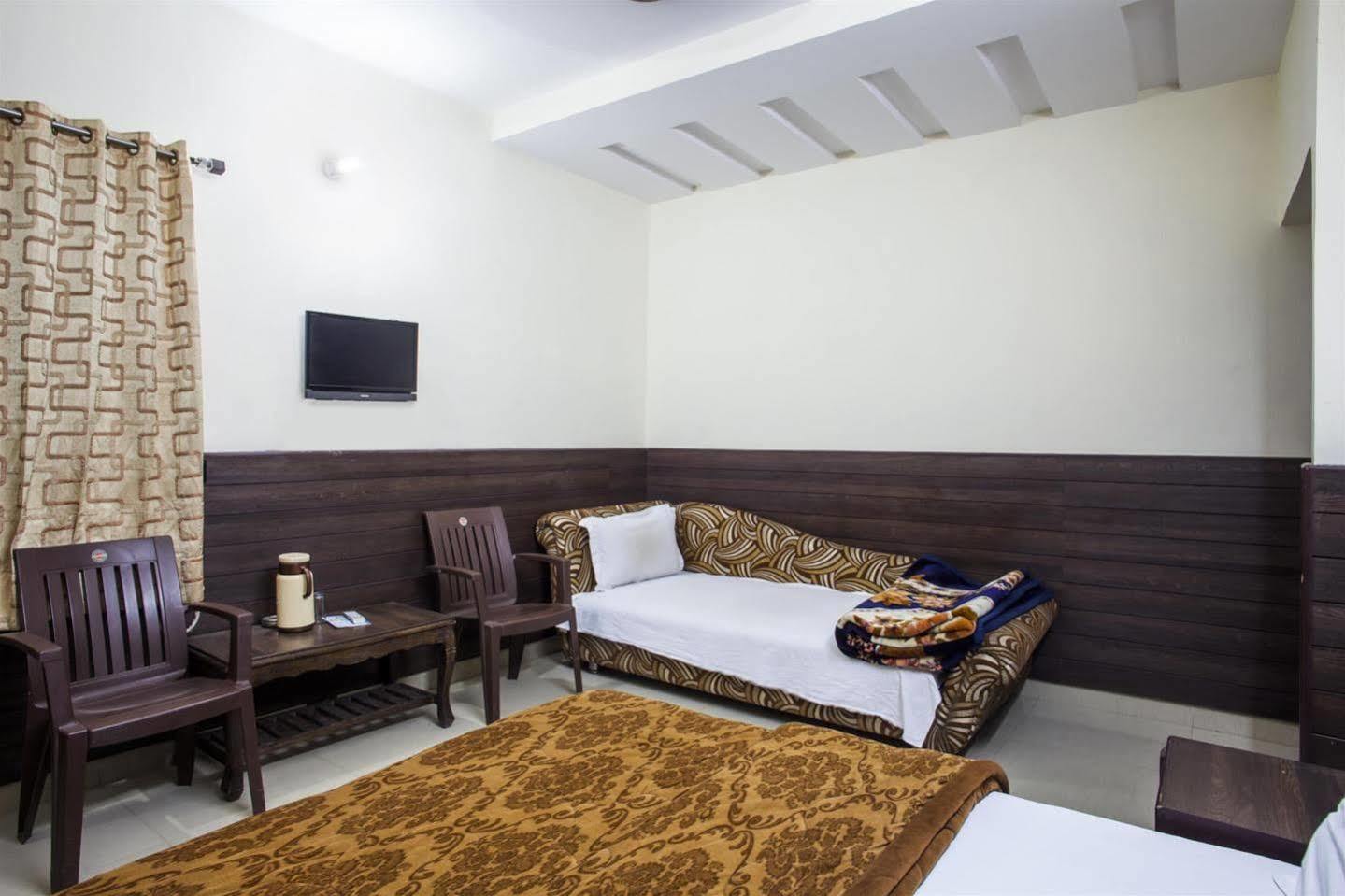 Hotel Gs Paradise Amritsar Exterior foto
